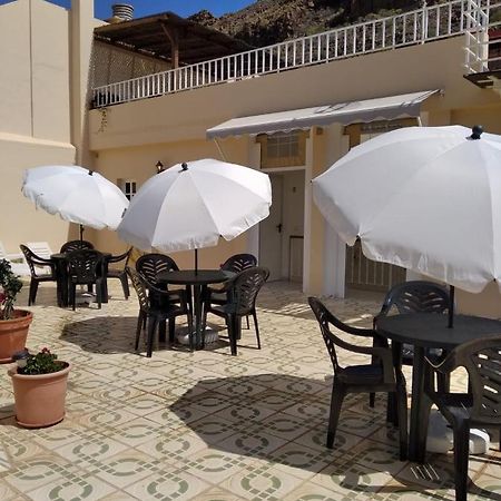 Apartamentos Martell Playa de Santiago  Ngoại thất bức ảnh